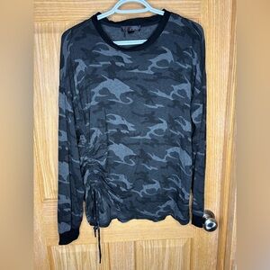 Renaur Camo side cinched long sleeve